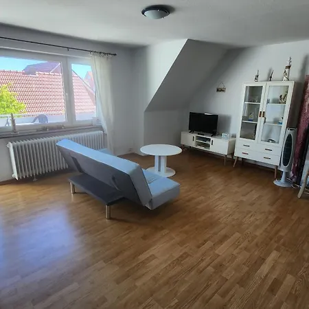 Gaestezimmer Mit Wohnzimmer In Norddeich * Norden