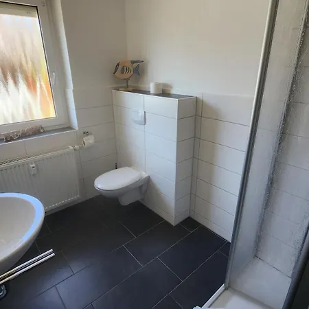 Gaestezimmer Mit Wohnzimmer In Norddeich * Norden